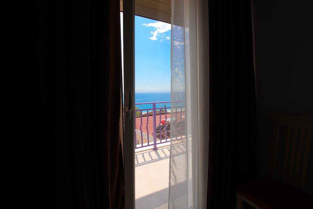 Hotel Keisa Dhërmi Dış mekan fotoğraf
