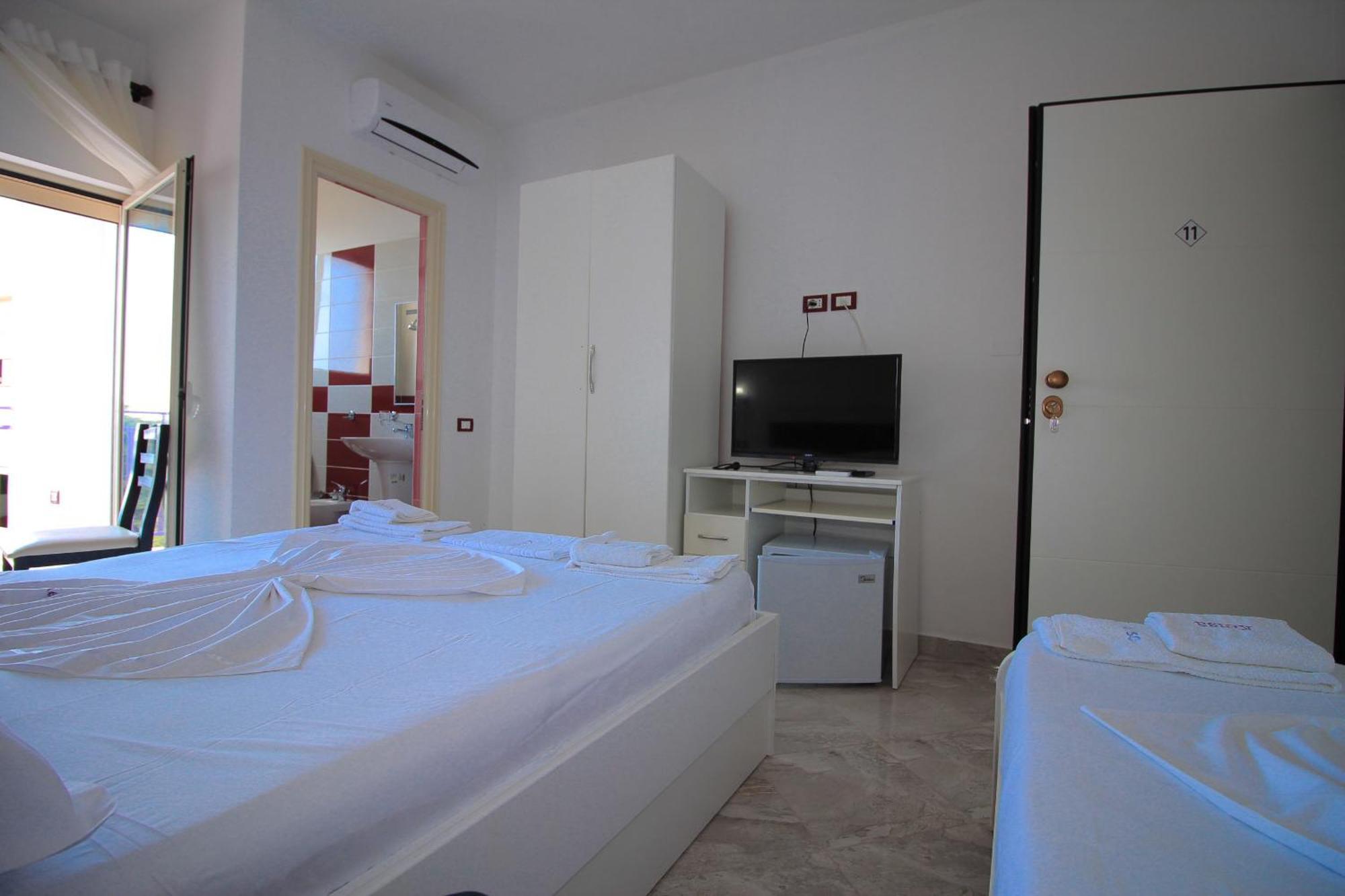 Hotel Keisa Dhërmi Dış mekan fotoğraf